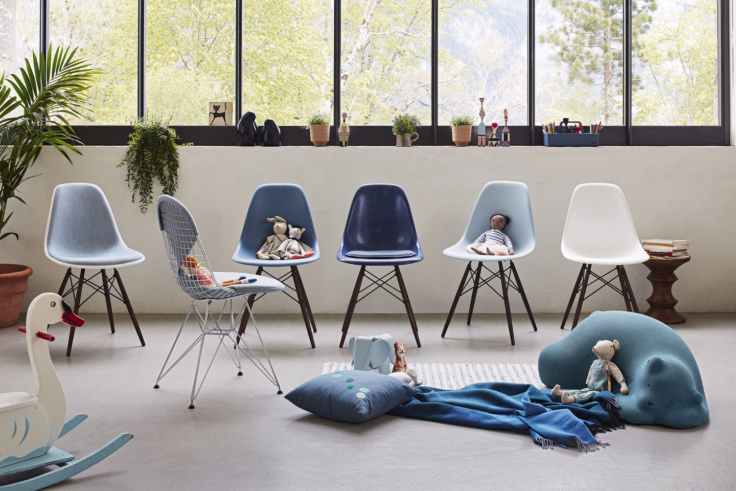 Eames Plastic Side Chair DSW chaise Vitra