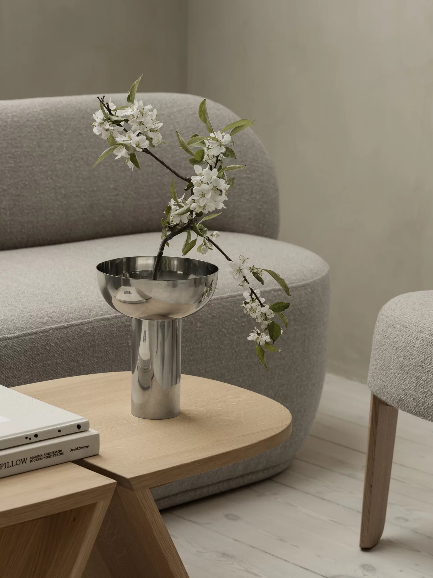 Avio Table d'appoint L 55 x P 30 x H 45 cm Blomus