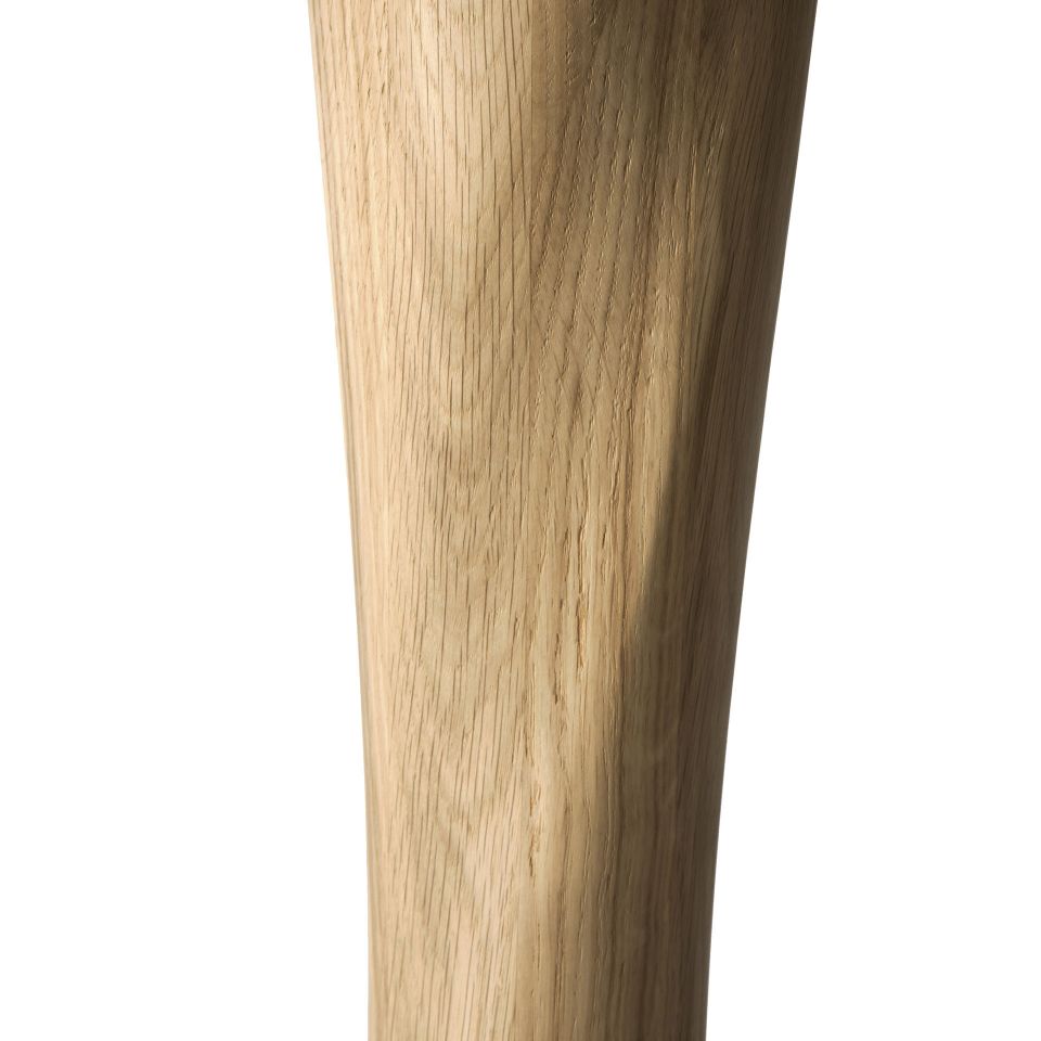 Torsion table en chêne Ethnicraft