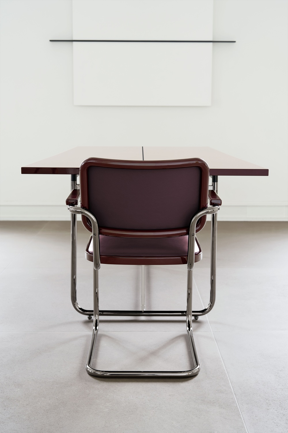 JS. Thonet by Jil Sander  S 1070 / S1070 Table de réunion Thonet