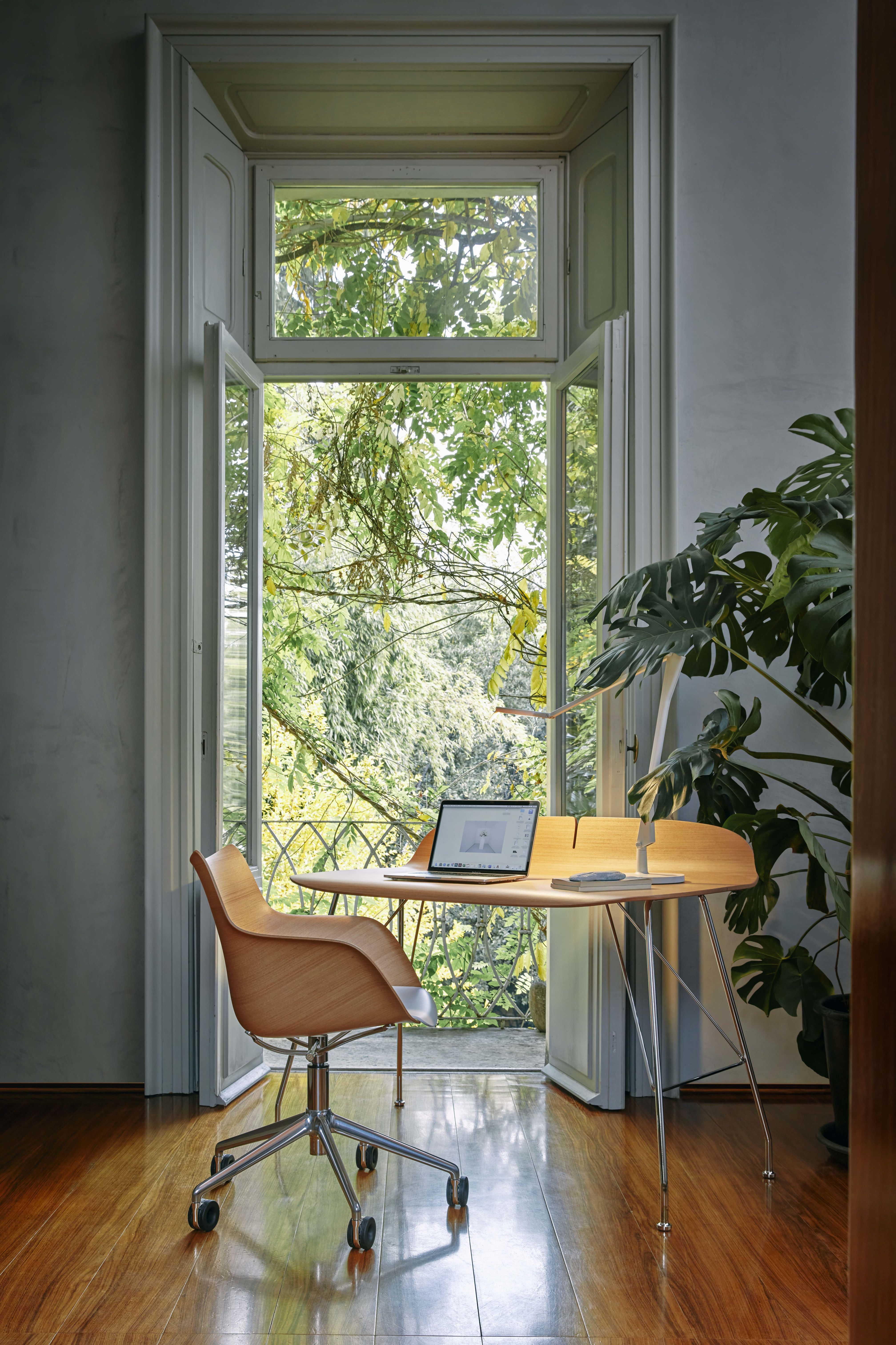 Q/Bois Fauteuil pivotant Kartell