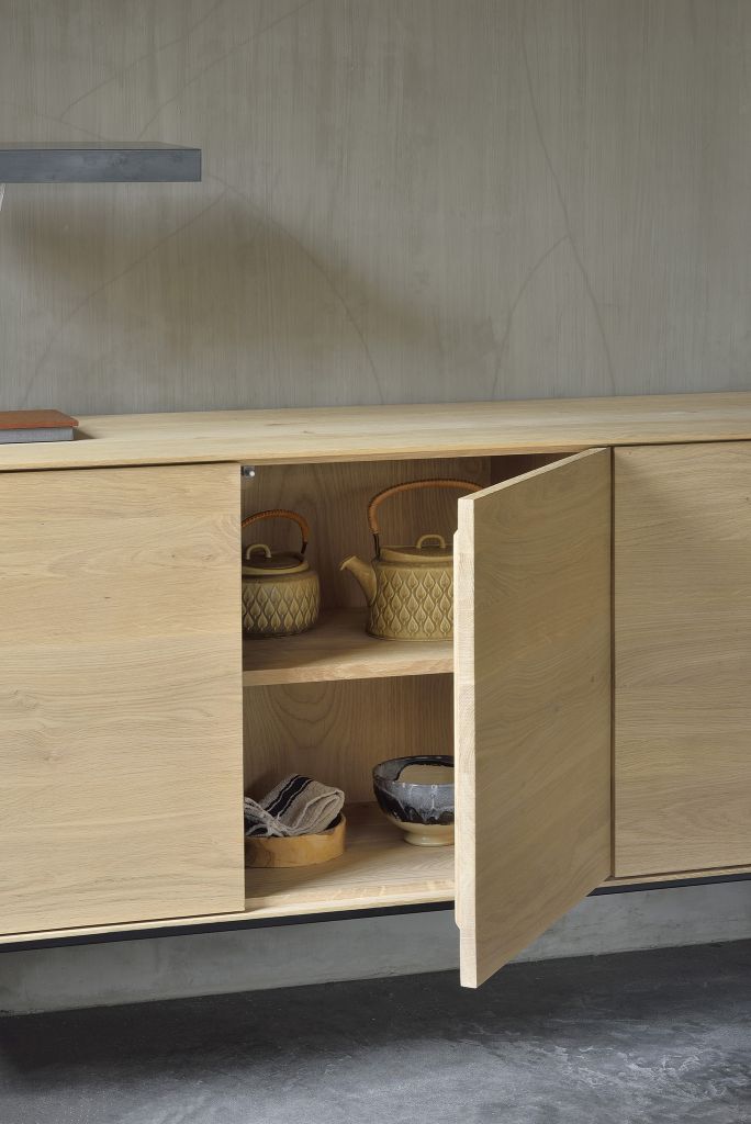 Whitebird buffet en chêne Ethnicraft