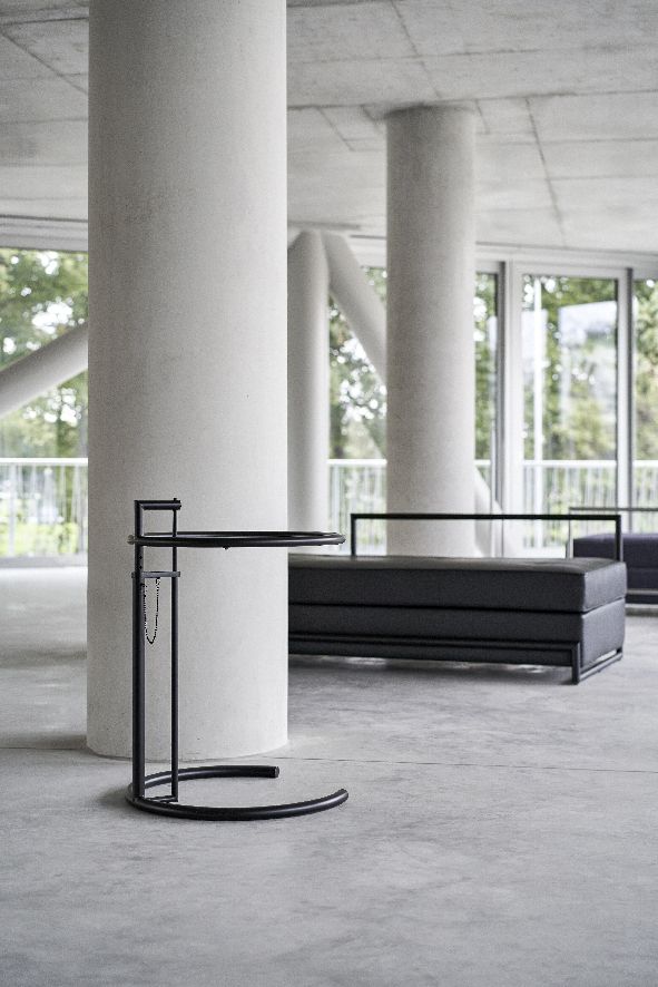 Adjustable Table E1027 Table d'appoint ClassiCon - QUICK SHIP