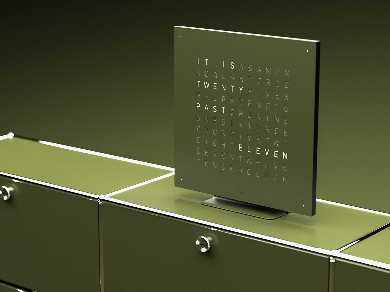 Earth 45 Steel Series Horloge murale / Objet temporel Allemande QLOCKTWO
