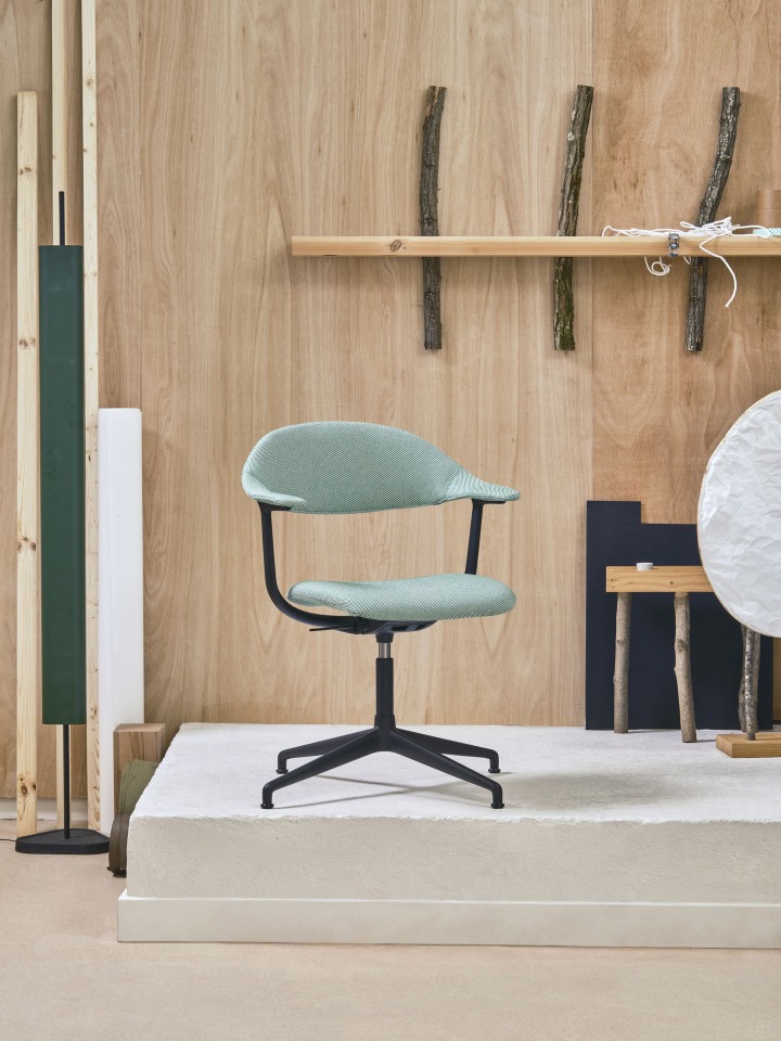 Mynt dossier et assise plastique Chaise de bureau Vitra
