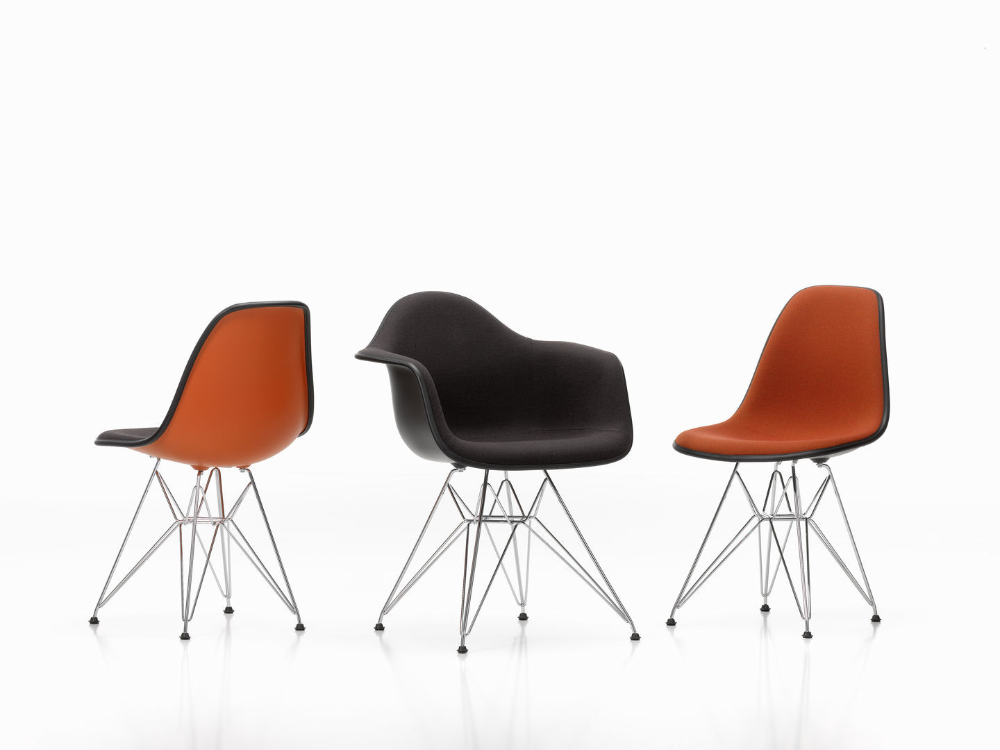 Eames Plastic Side Chair DSR Chaise Entièrement Rembourrée Vitra