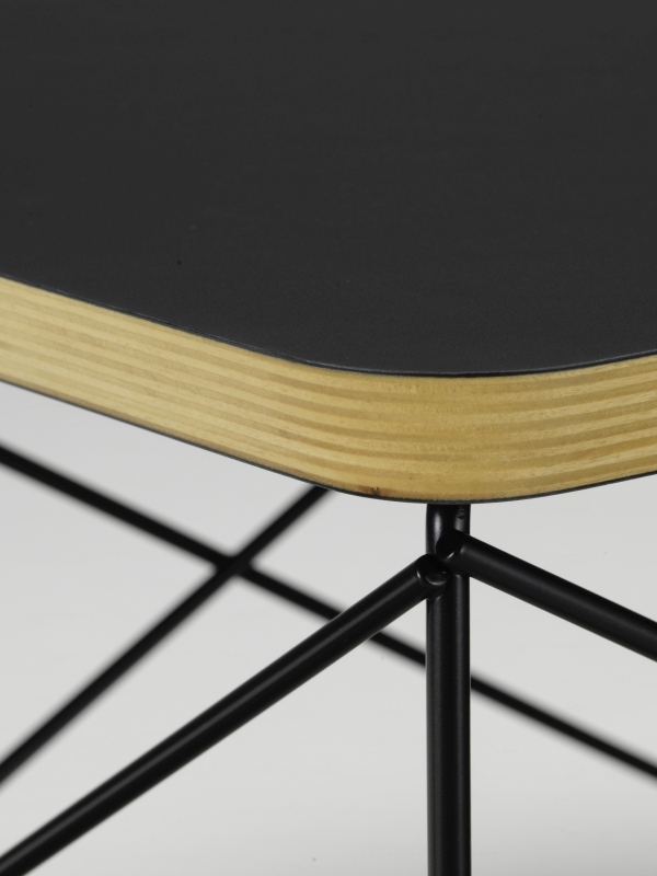 Occasional Table LTR Table d'appoint HPL Noir Vitra Fil d'acier noir revêtu par poudre