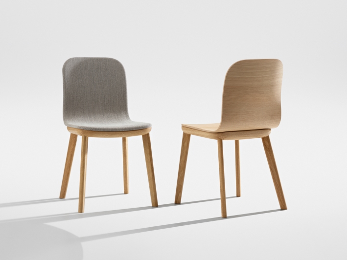 Aeon Chair Chaise Entièrement rembourrée Zeitraum