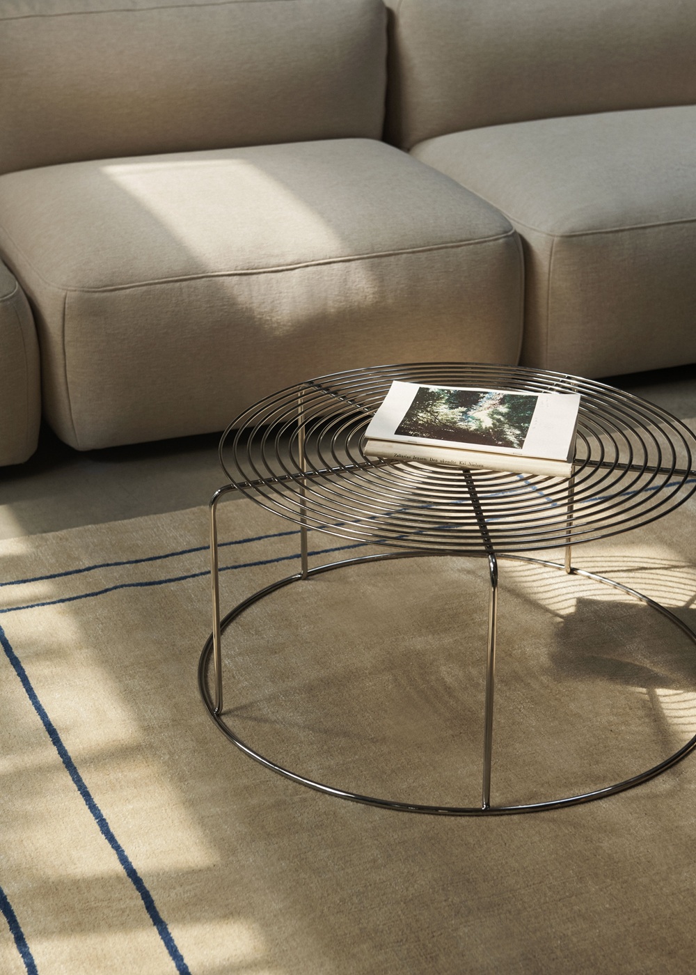 Wire Coffee table Table basse AndTradition