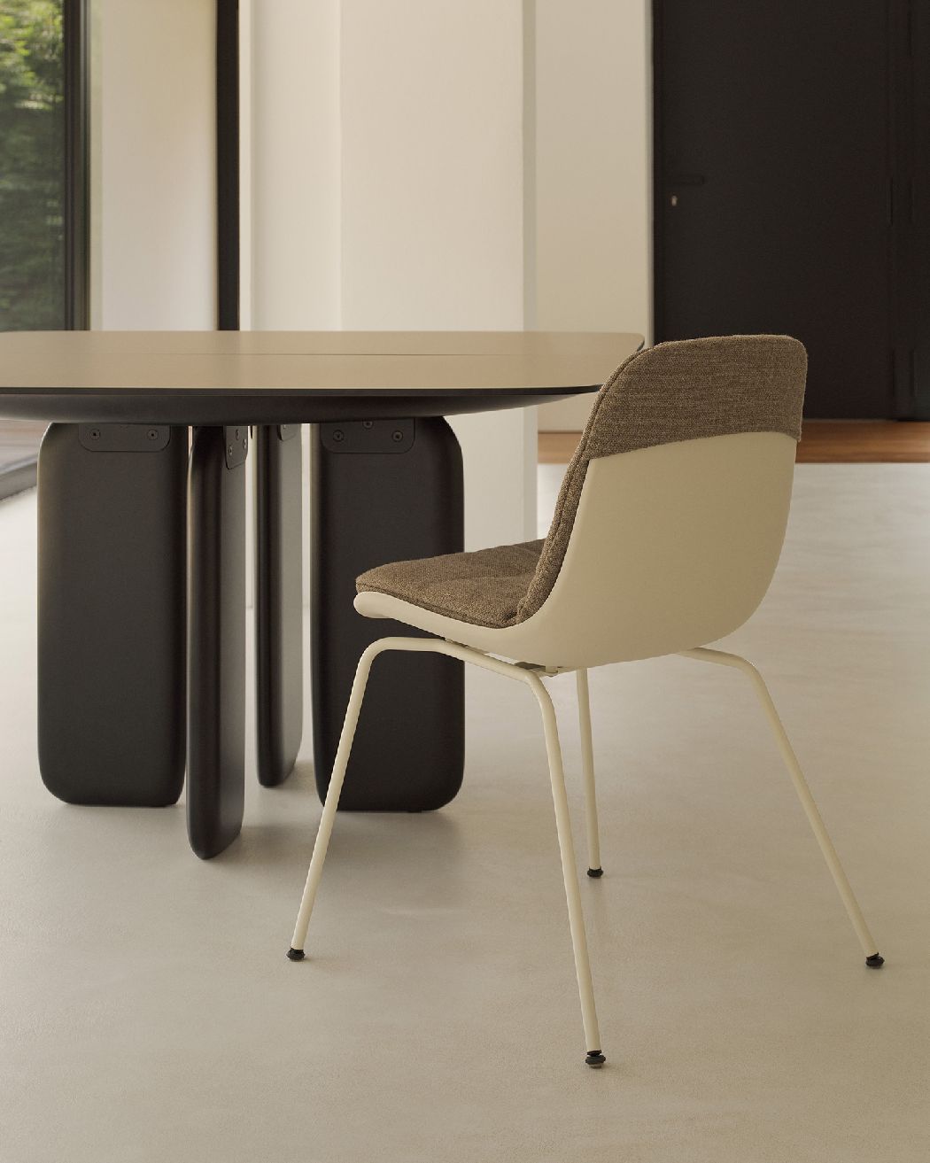 Chaise Elephantino 4 pieds KRISTALIA