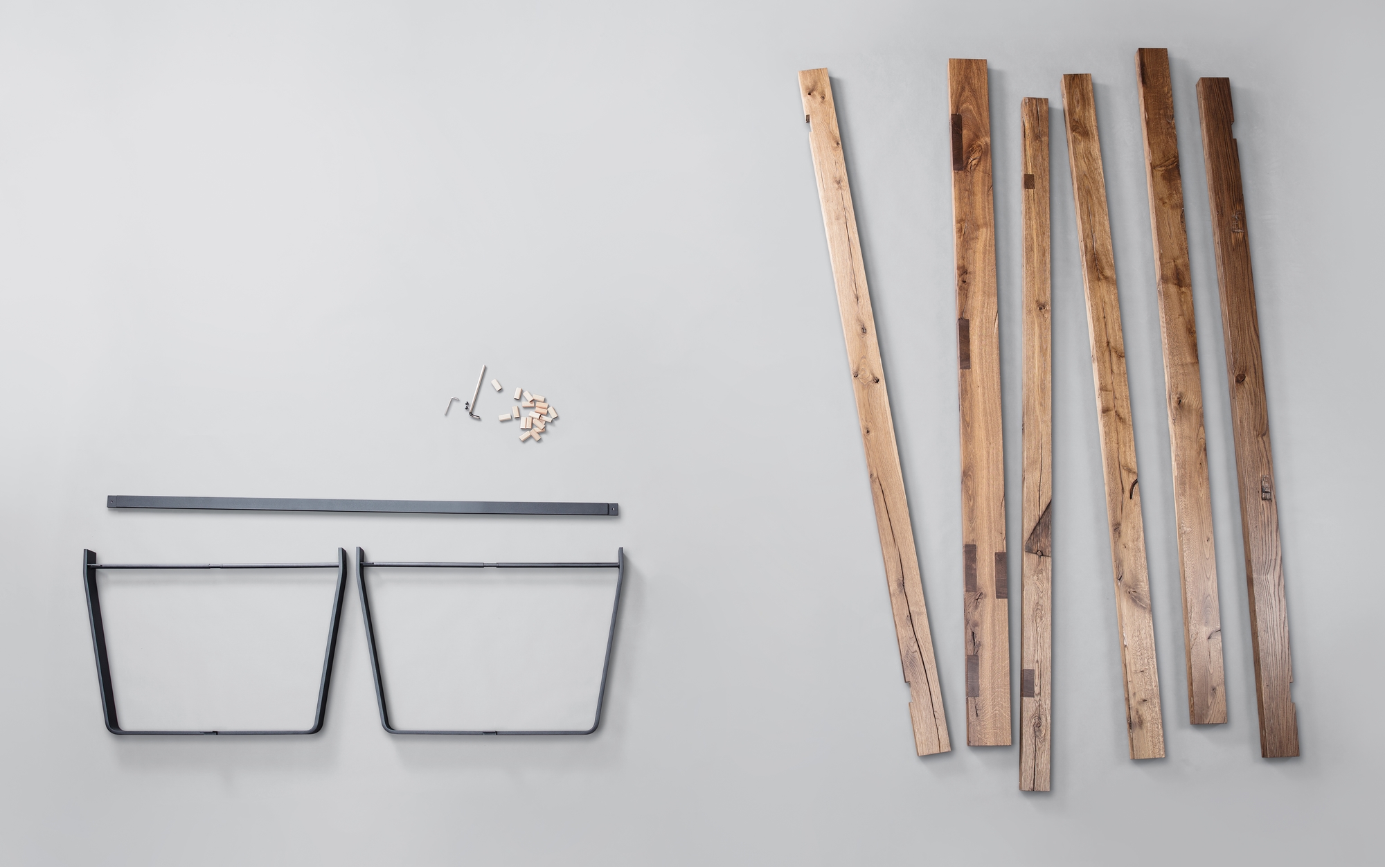 BB 11 Clamp table chêne brûlé Janua 