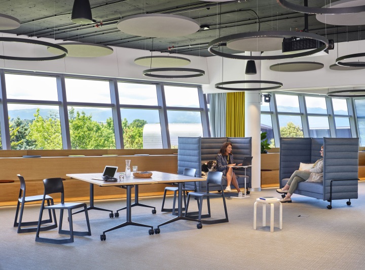 MedaMorph Folding Table Table pliante / de travail Vitra