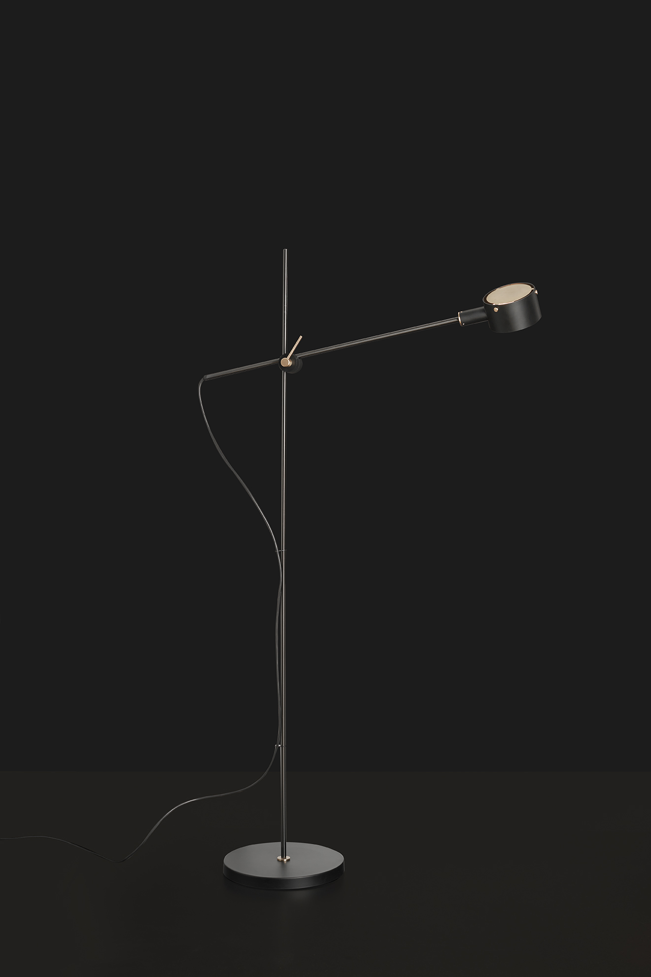 G.O. 352 Lampadaire Oluce G.O. 352 Lampadaire Oluce