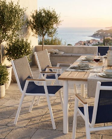 Pilotis fauteuil avec accoudoirs Batyline Extérieur Fermob