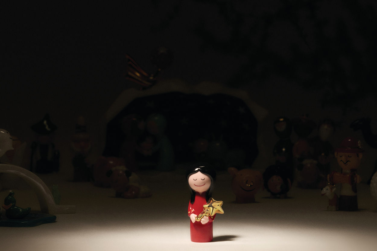 AGJ01 18 Figlio delle stelle figurine en porcelaine Alessi