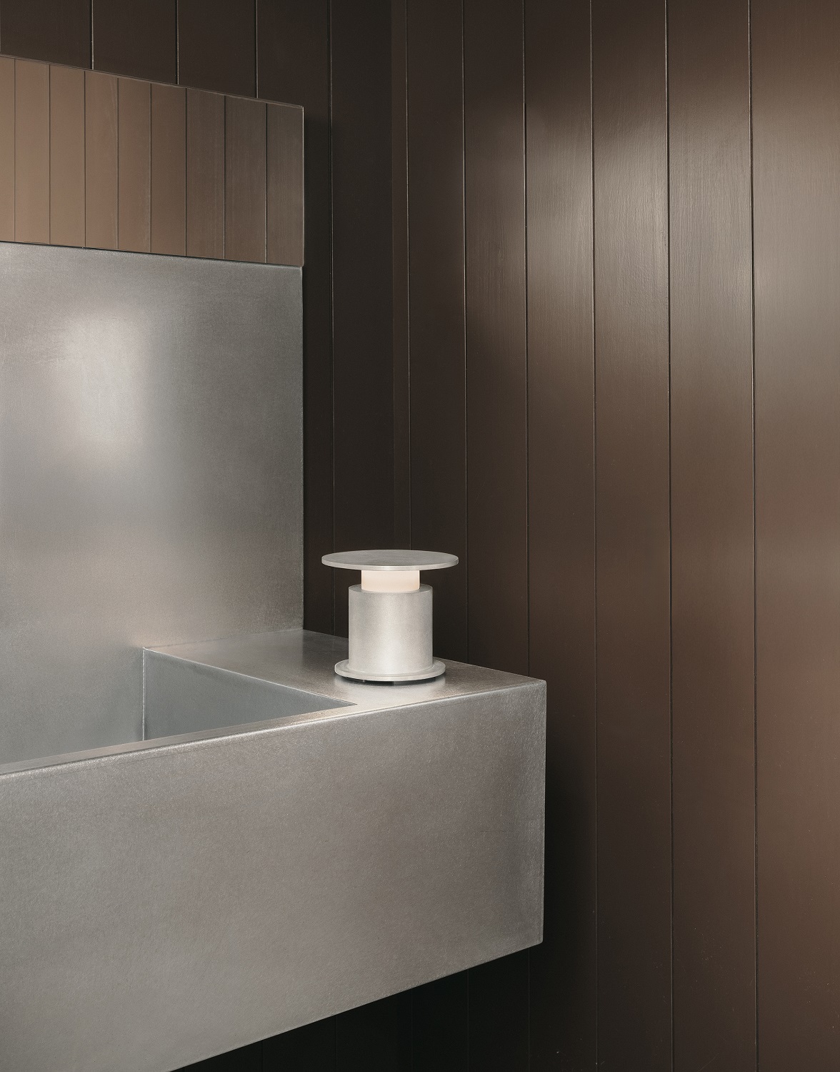 w241 Faro lampe de table / lampe à batterie wästberg