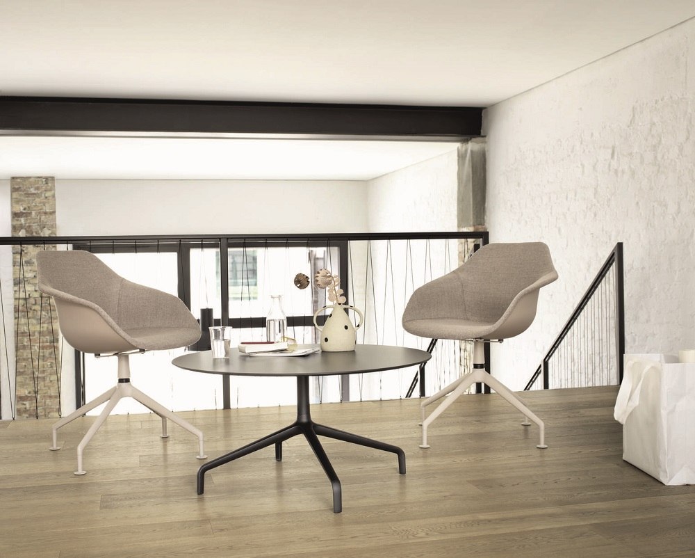 Yonda Universalstuhl Pied quatre étoiles Wilkhahn 