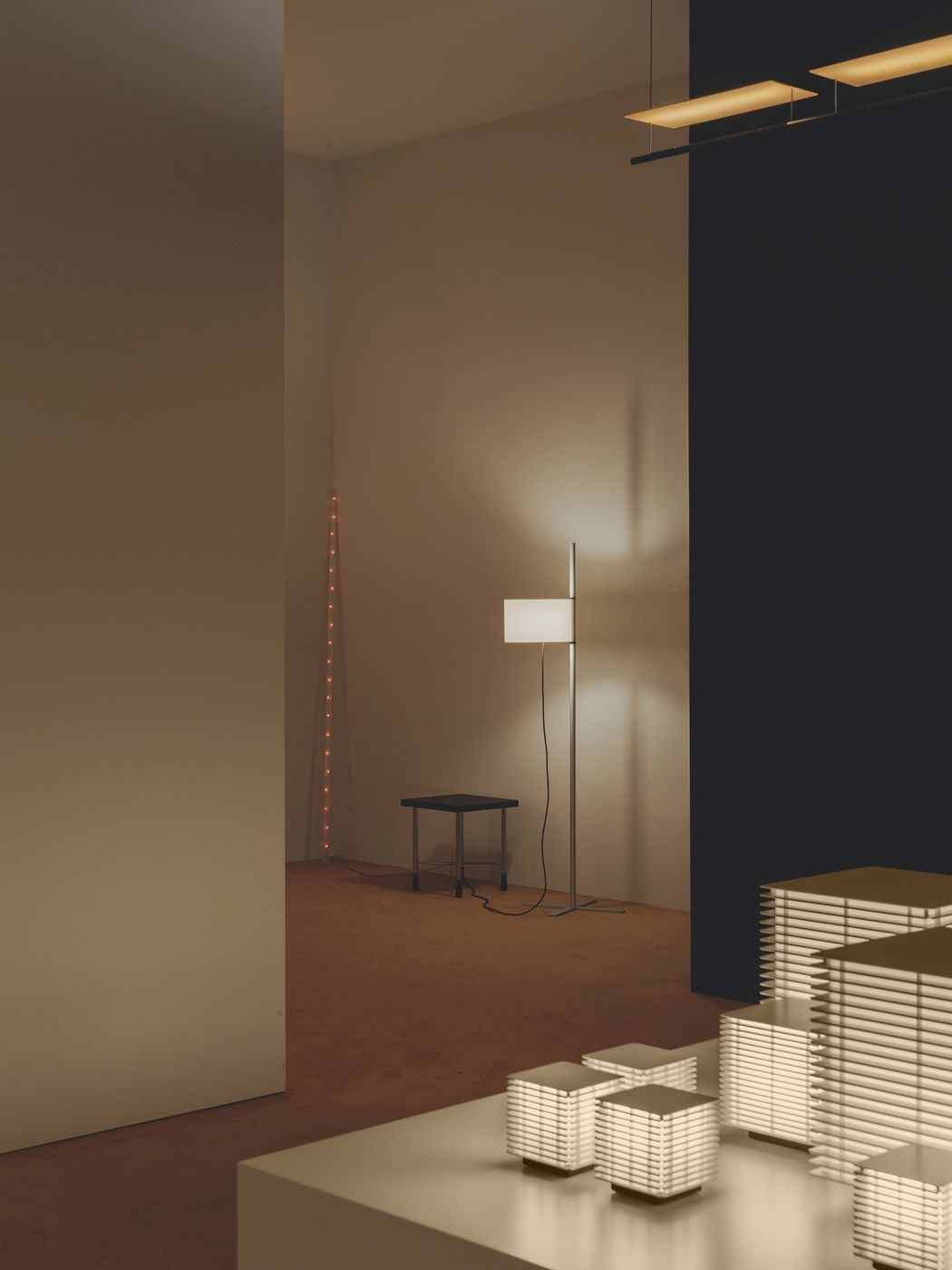 Shiro 17 Interior Table lamp Lampe de table Santa & Cole