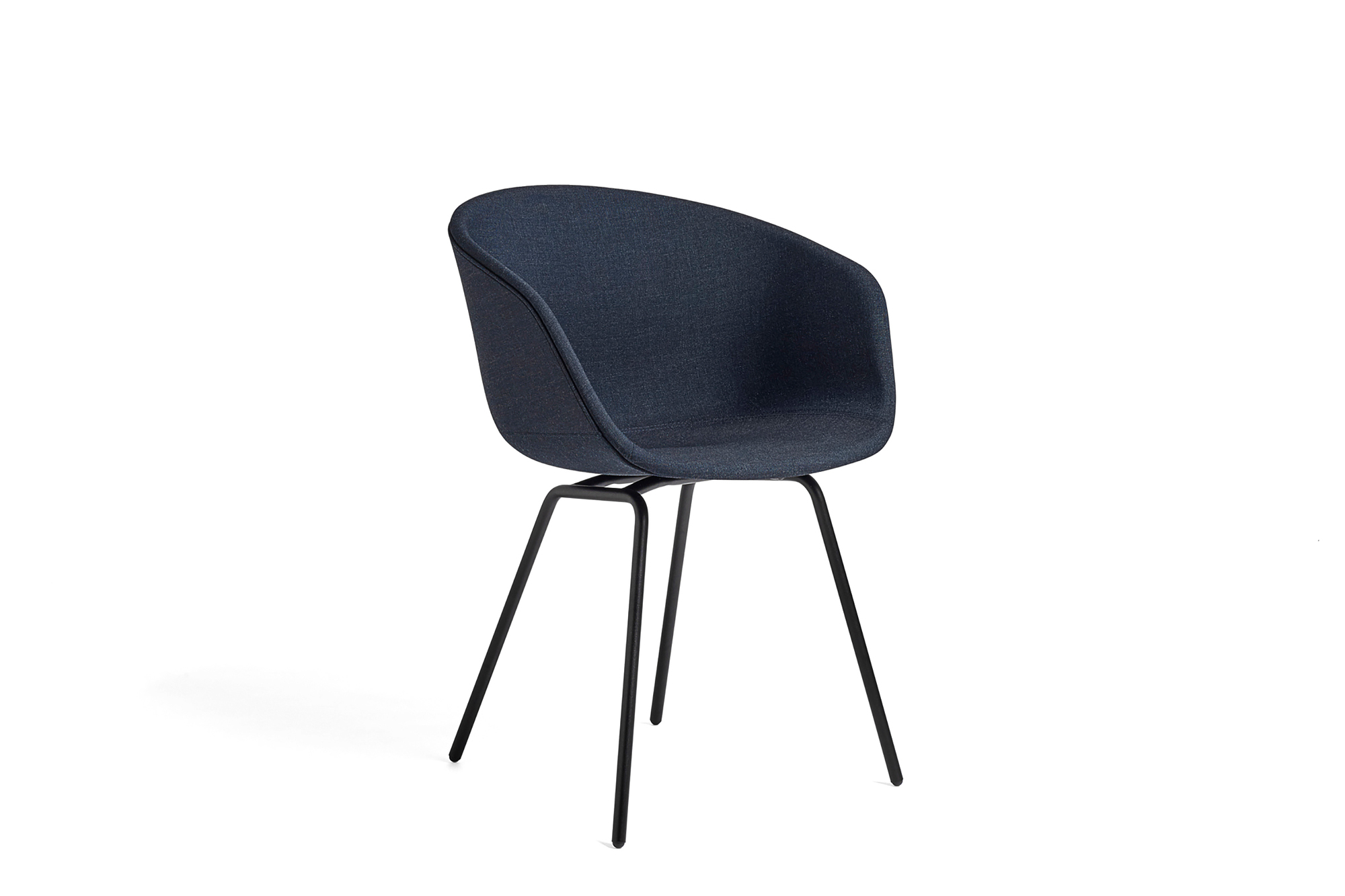 About A Chair AAC27 / AAC 27 chaise avec rembourrage intégral Hay About A Chair AAC27 / AAC 27 chaise avec rembourrage intégral Hay