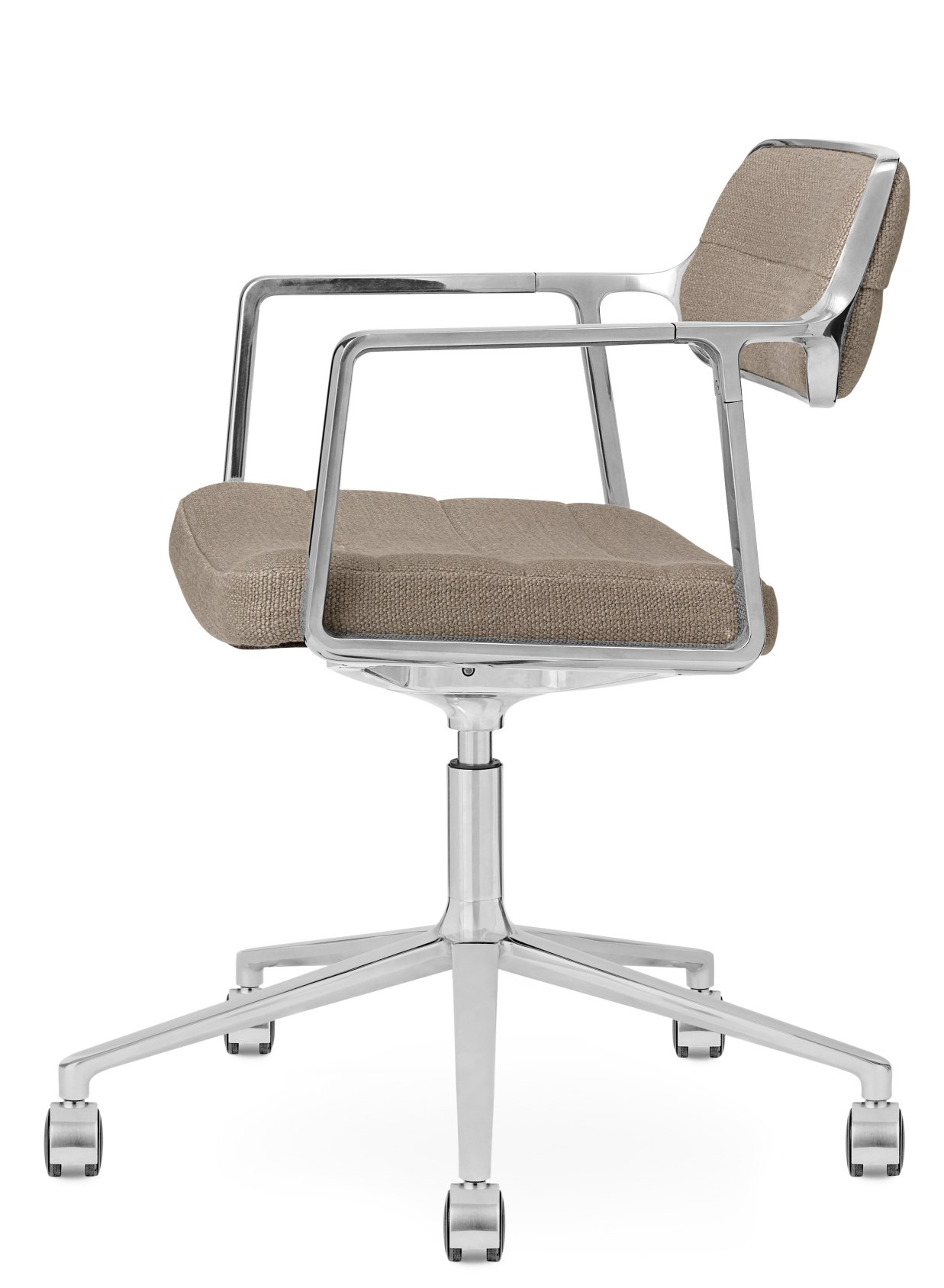 Fauteuil pivotant Vipp 453 / Vipp453, revêtement textile sable foncé, structure en aluminium poli avec roulettes. Vipp OFFREN SPECIALE