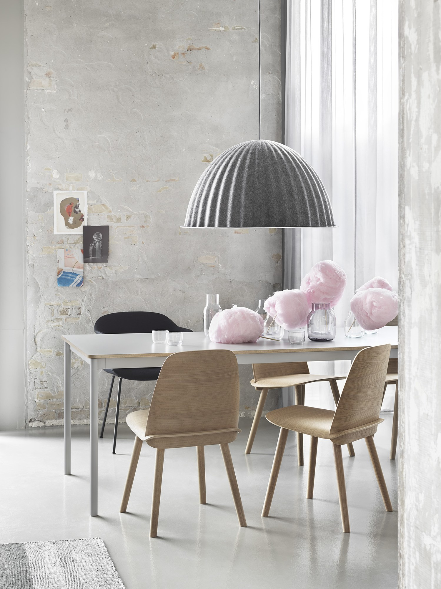 Under The Bell Pendant Lamp 82 Lampe de suspendue Muuto