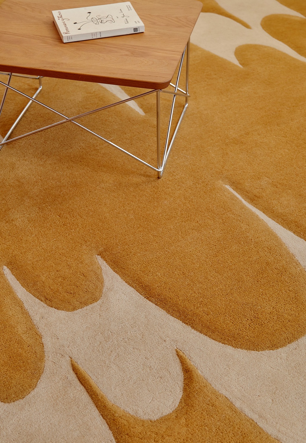 Lucia Eames Echo Tapis Ochre Nanimarquina