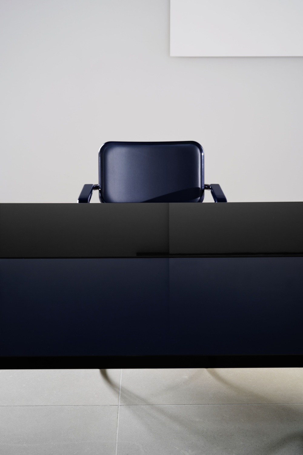 JS. Thonet by Jil Sander  S 1070 / S1070 Table de réunion Thonet