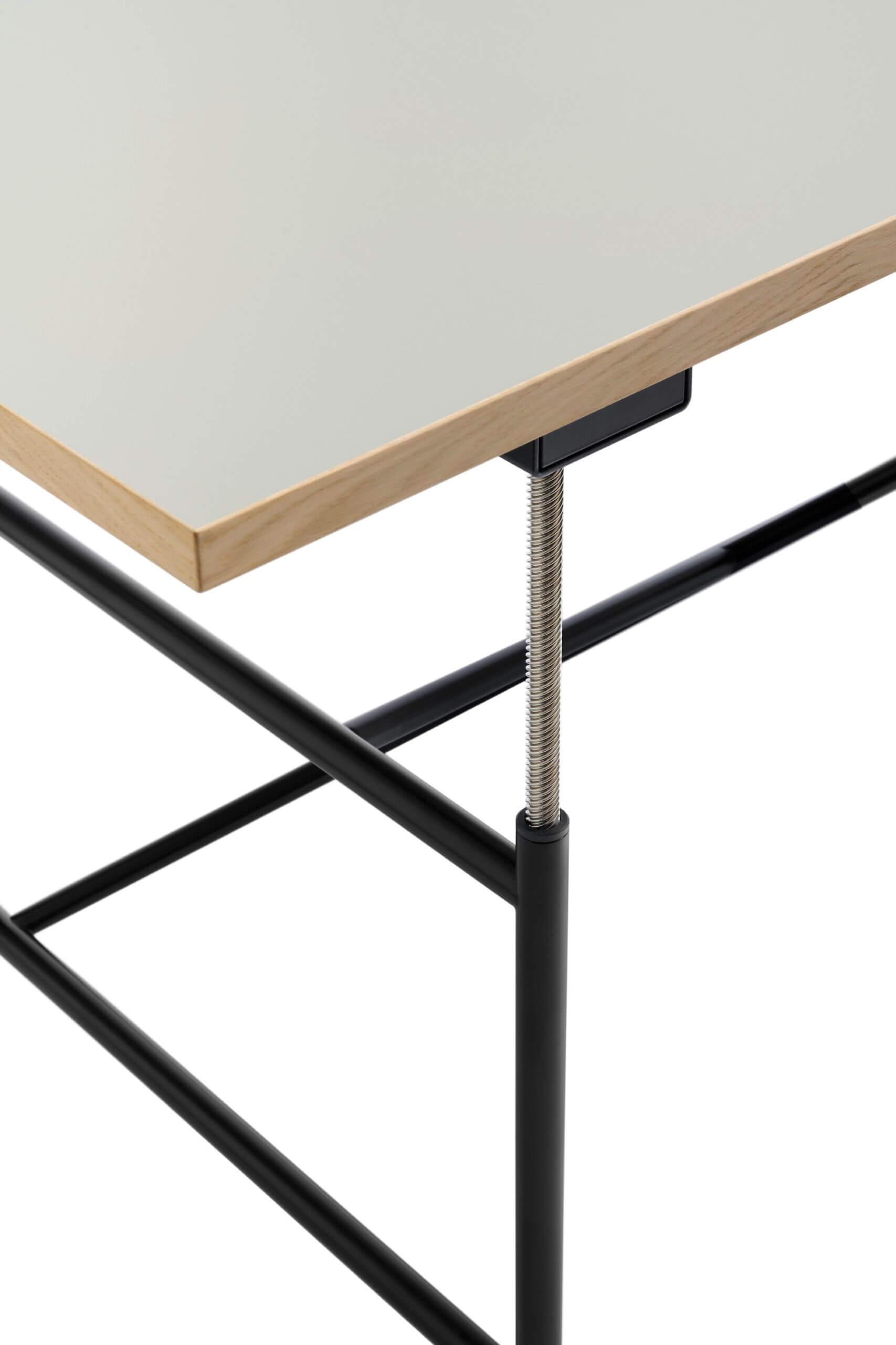 Eiermann E Table Réglage électrique de la hauteur Richard Lampert 