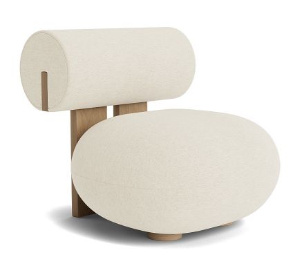Hippo Lounge Sessel aus Eiche mit Bouclé-Bezug in Cremeweiß. Moderner Design Sessel.