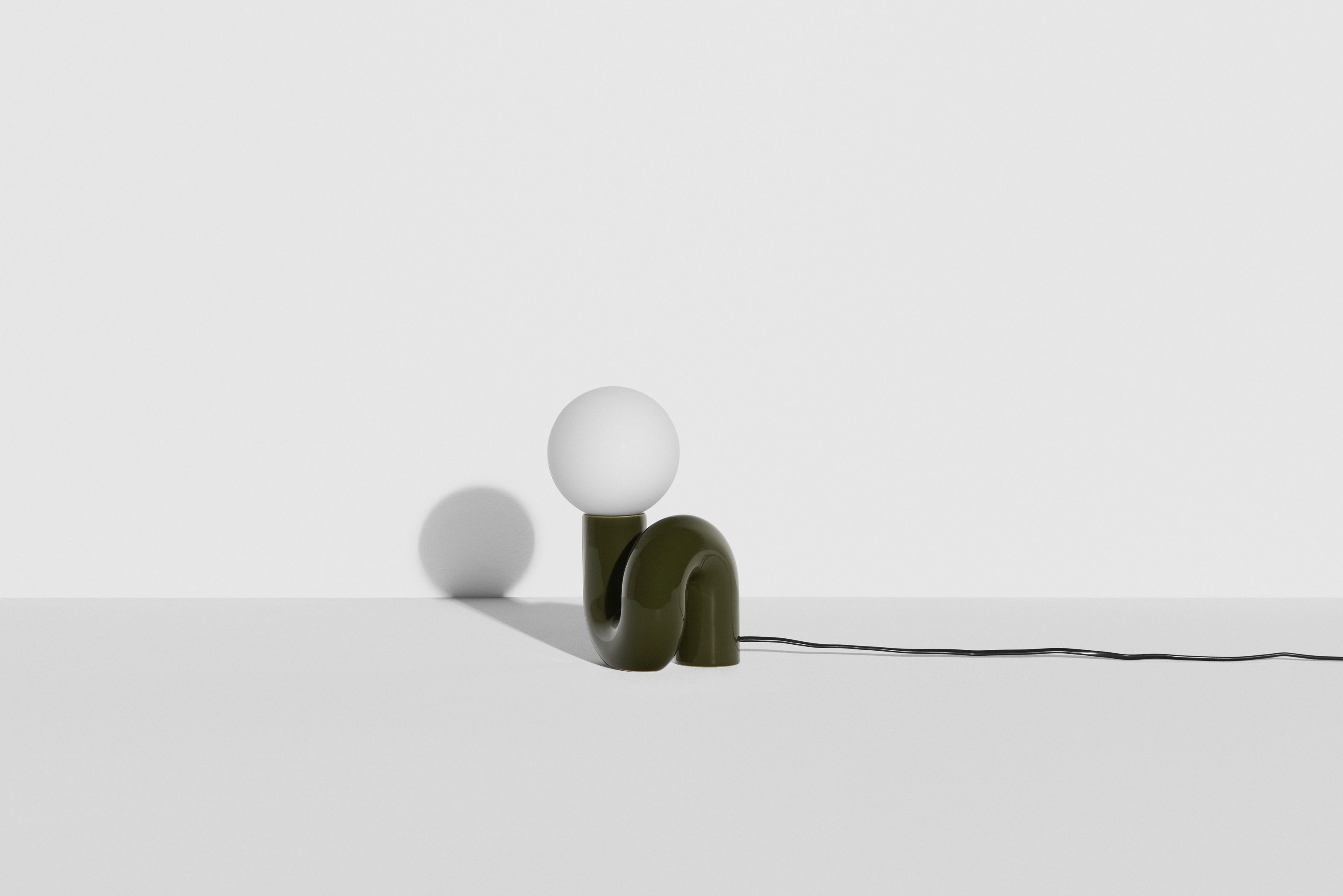 Neotenic Small Table lamp Lampe de table petite Petite Friture