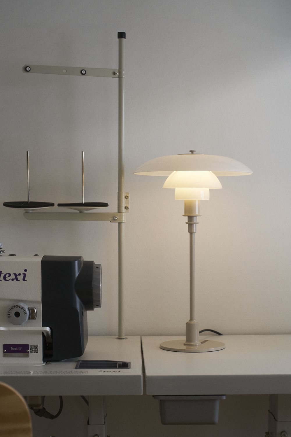 PH 3/2 Table lamp Lampe de table Glossy Louis Poulsen