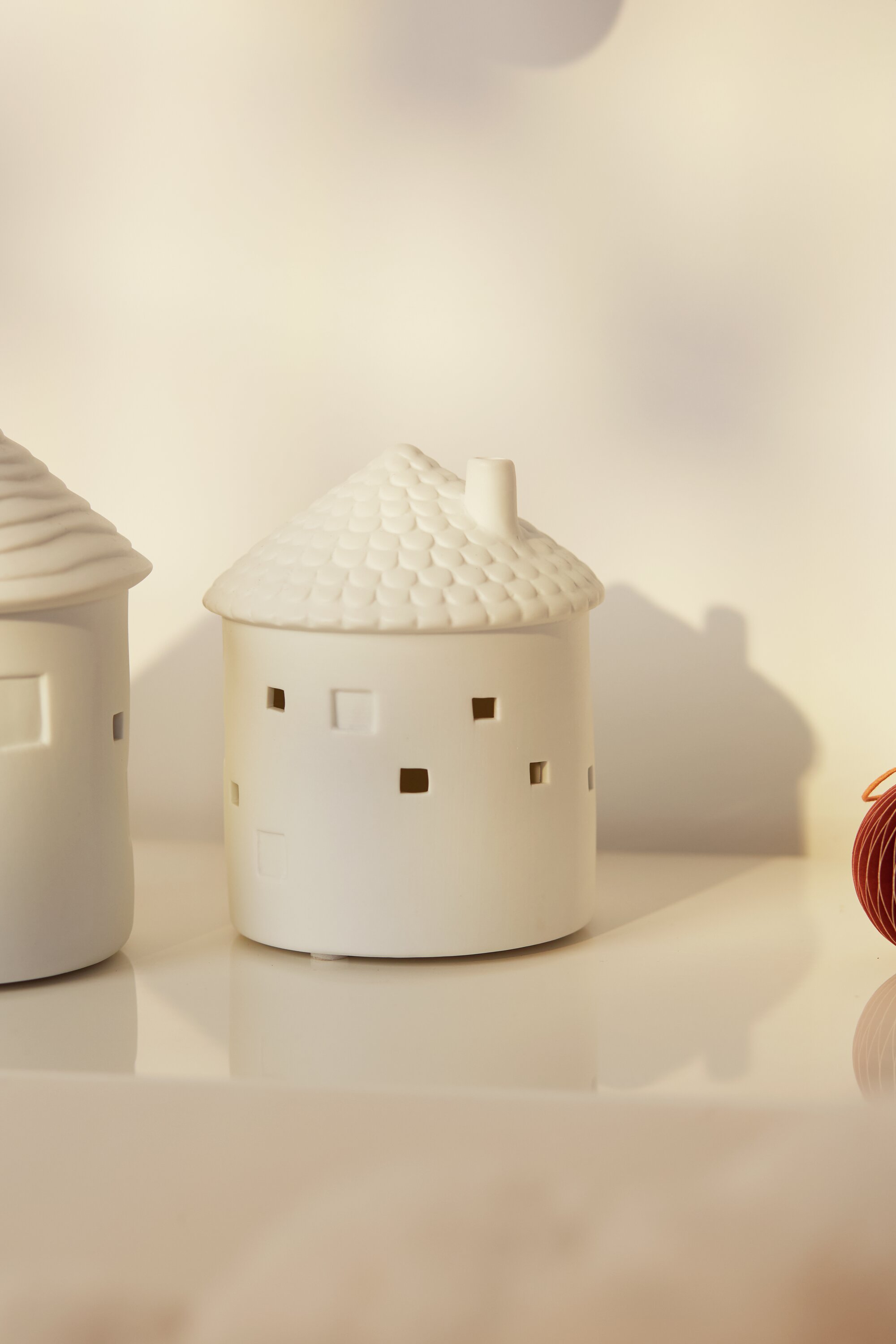 Roues sphériques pour maison lumineuse à LED