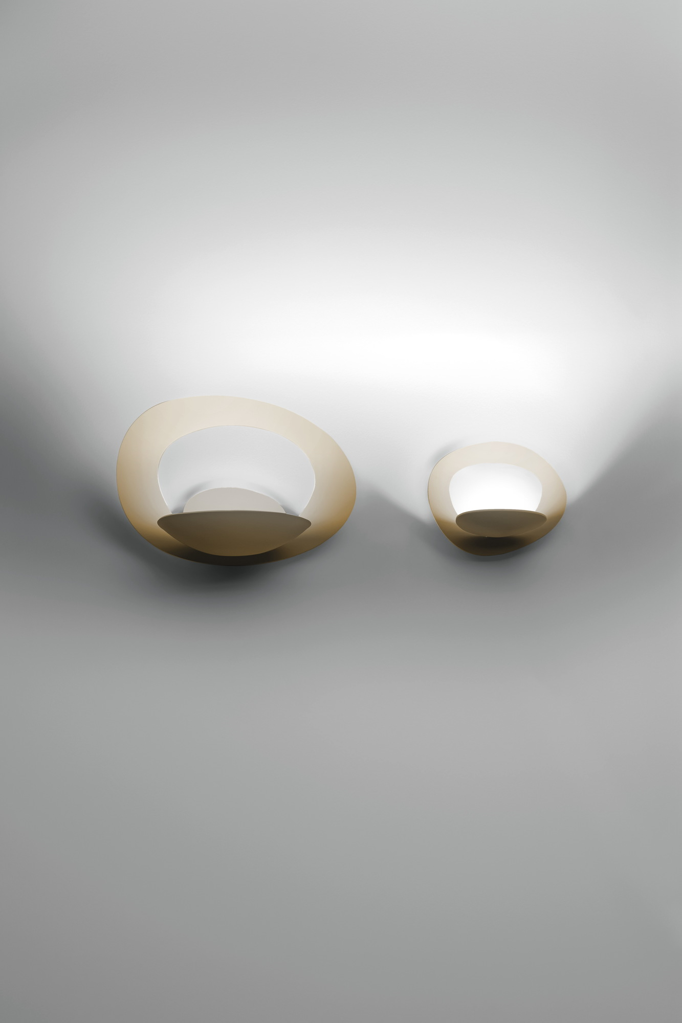 Pirce Micro LED Wall Applique Artemide