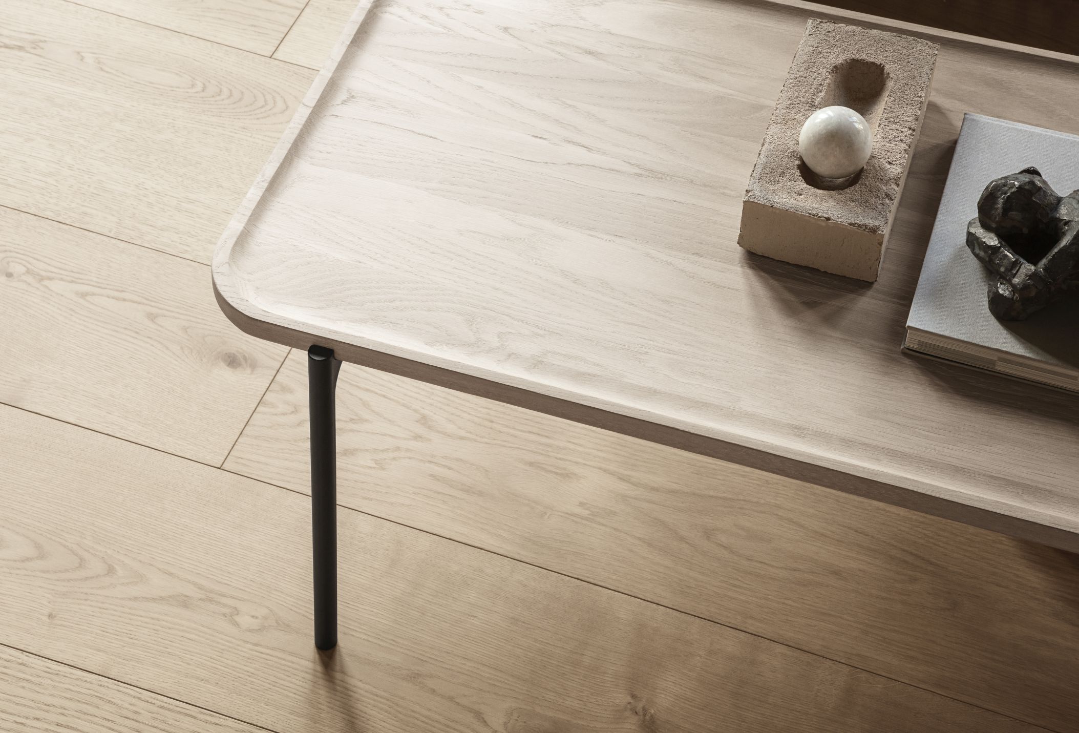 Savoye Table Chêne Rectangulaire - Fumé L 120 x H 42 cm Eva Solo