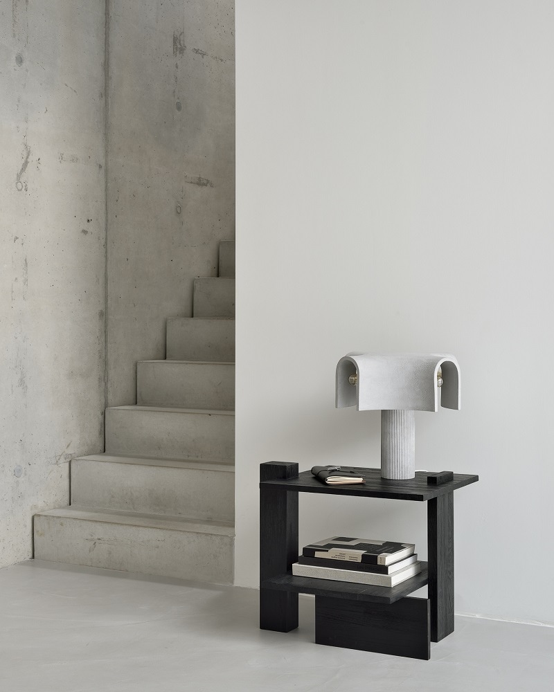Teak Abstract Side table Table d'appoint Noir Ethnicraft