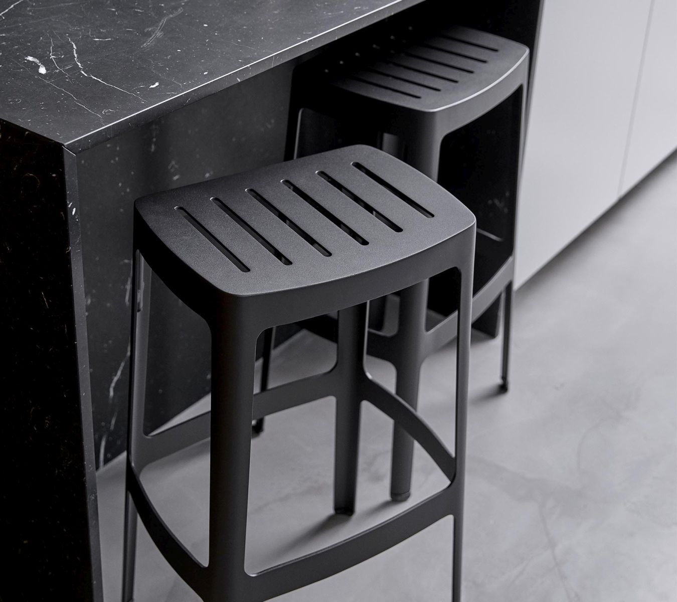 Cut Tabouret de bar empilable Cane-Line