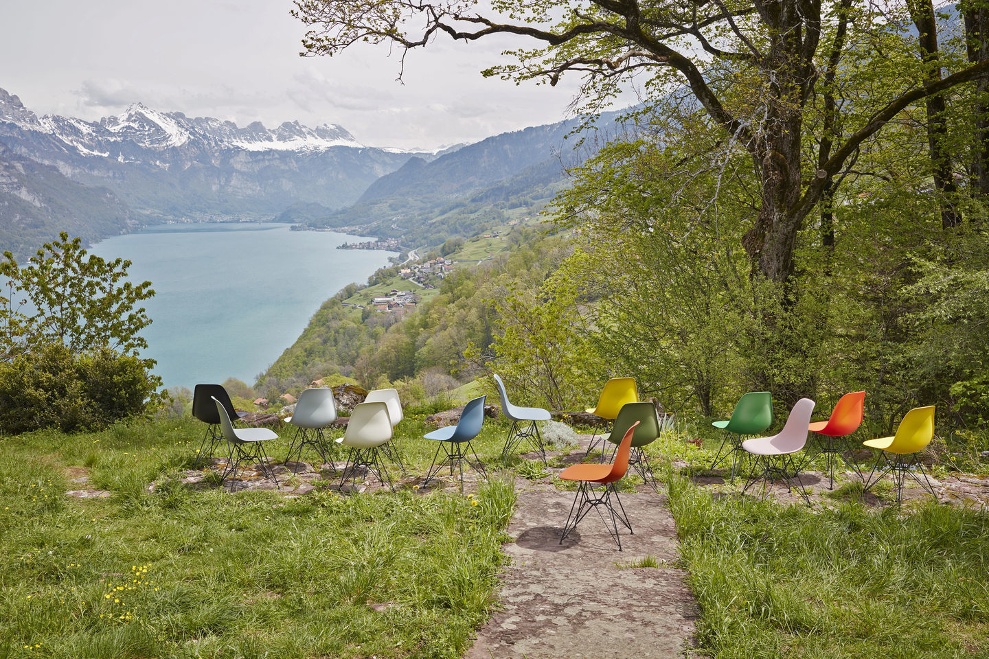 Eames Plastic Arm Chair DAR Chaise Vitra Chromé - Vert