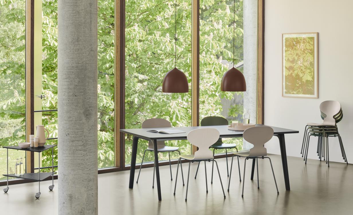 Table Pluralis Fritz Hansen