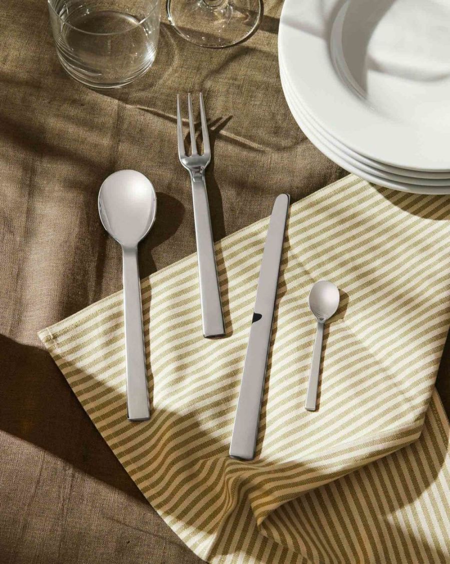 DC05S24 Santiago Ensemble de couverts Alessi