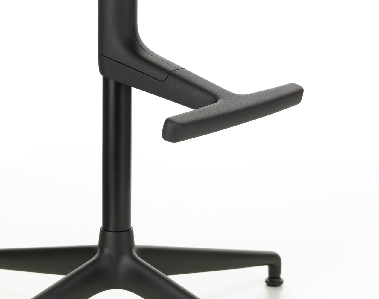 Mynt High Chaise pivotante de bureau assise et dossier en contreplaqué Vitra