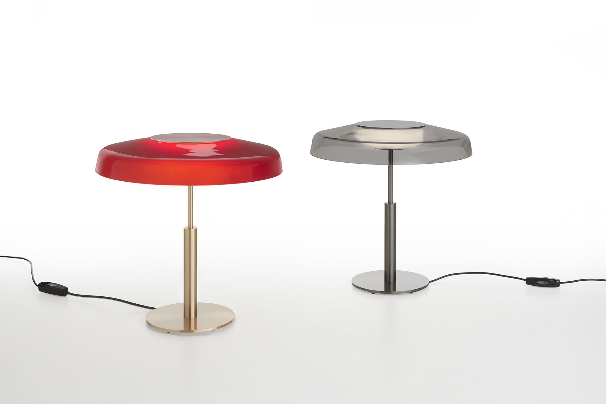 Dora 271 lampe de table Oluce