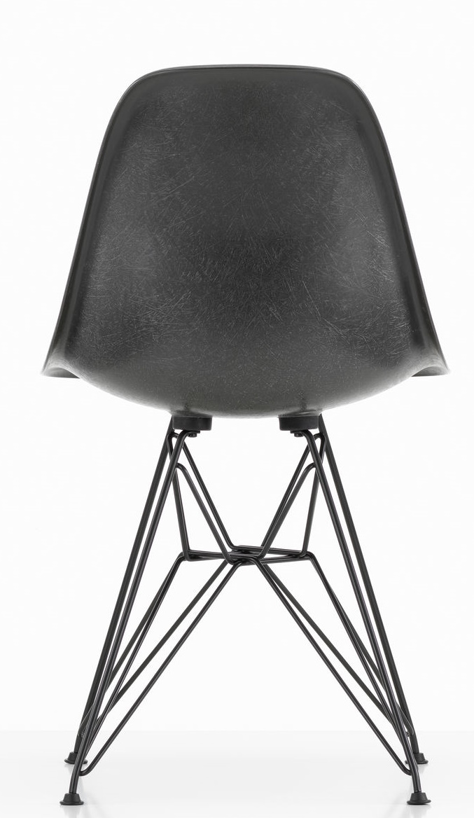 Eames Fiberglass Chair DSR chaise Vitra