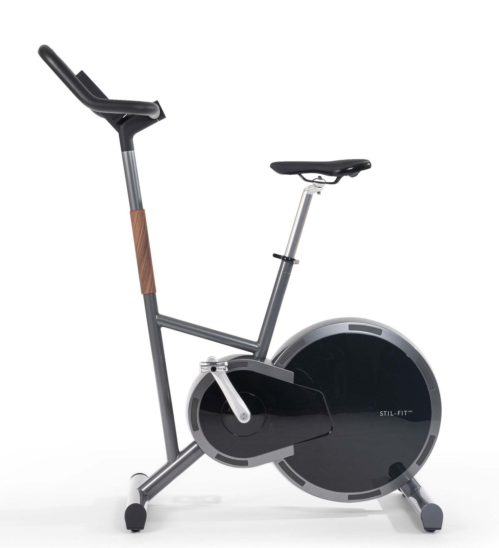 Ergometer PURE von Stil-Fit in Walnuss-Schwarz: Heimtrainer für Fitness und gesundes Cardiotraining zuhause.