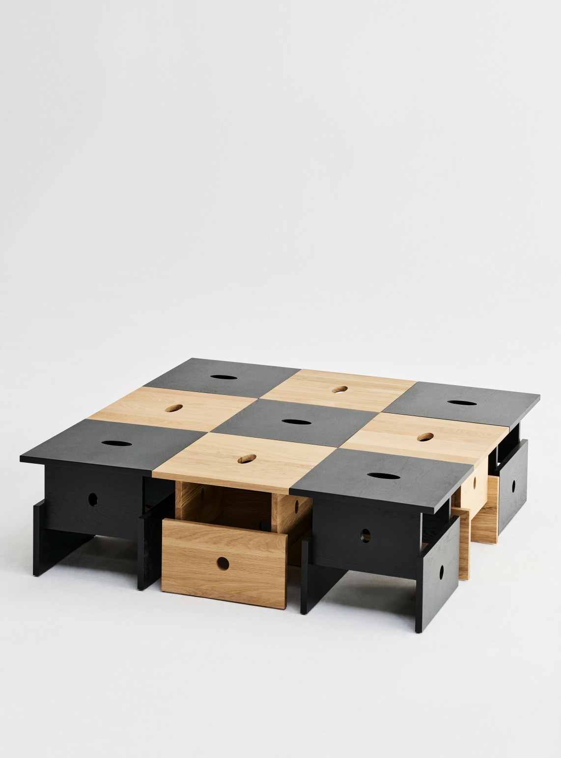 Wood Box Coffee Table Table basse Hay chêne noir vernis à base d'eau