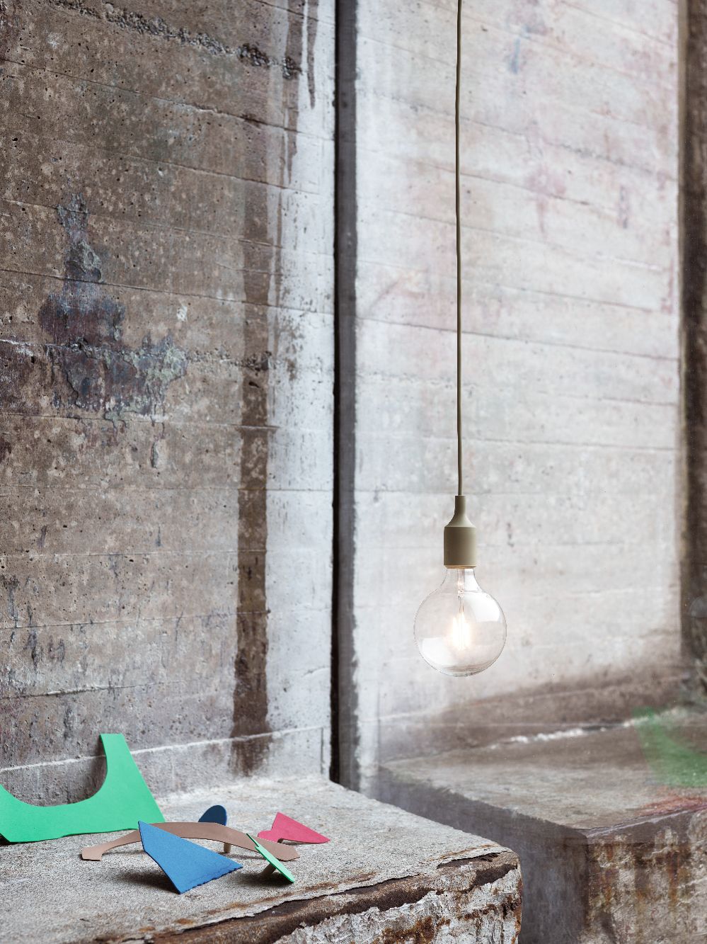 Suspension LED E27 BLEU CLAIR Muuto OFFRE SPECIALE