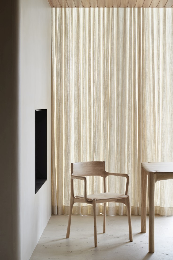 PI Dining Chair avec accoudoirs Chaise Ethnicraft