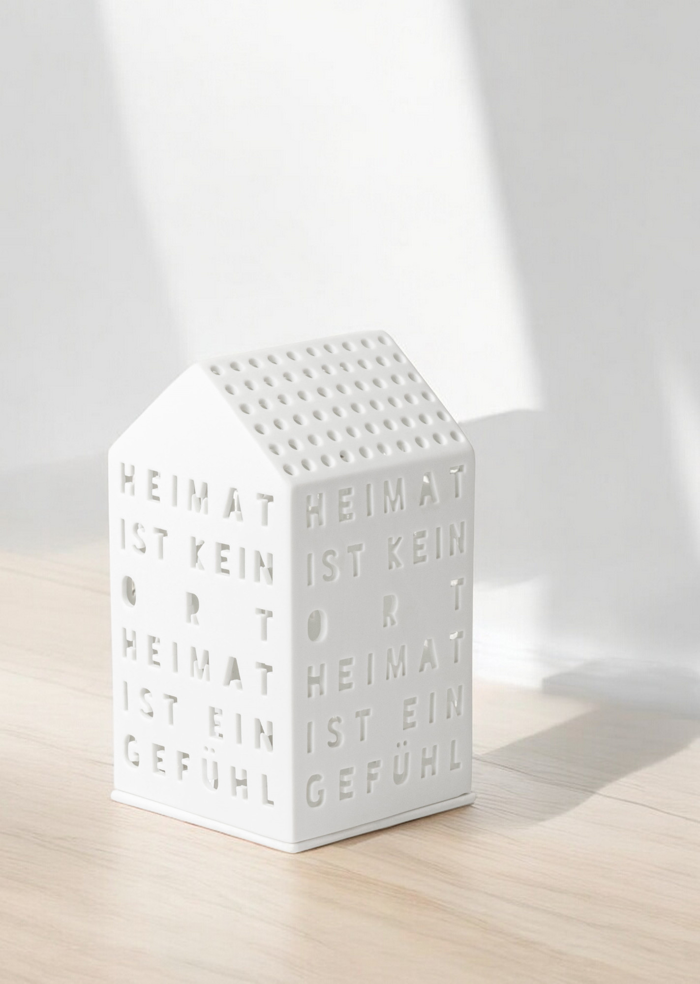 Maison de lumière La maison n'est pas un lieu Räder