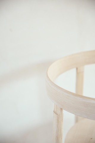 Chaise Lunar chêne Form & Refine