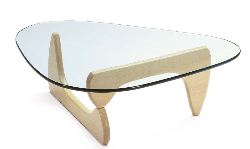 Noguchi Couchtisch mit Glasplatte und Ahorn-Gestell, ein Designklassiker für Wohnzimmer und Lounge.