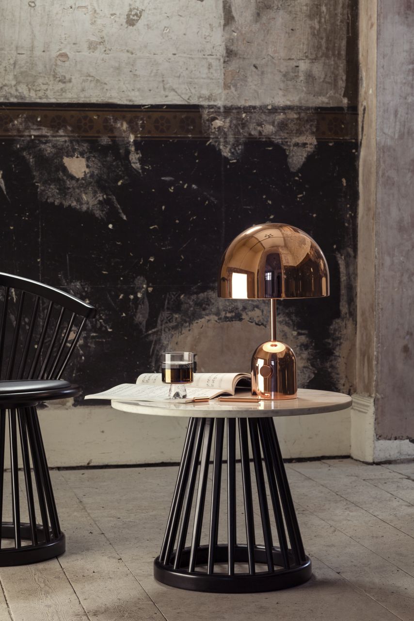 Fan table 600 structure en chêne / plateau en marbre blanc Tom Dixon